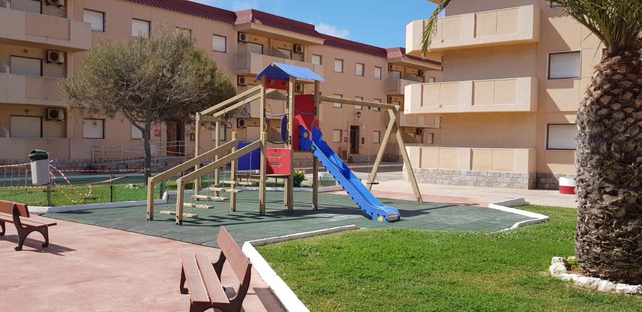 Apartamentos Tesy La Manga del Mar Menor Luaran gambar