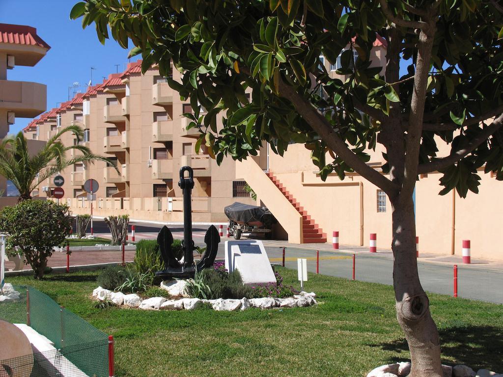 Apartamentos Tesy La Manga del Mar Menor Bilik gambar